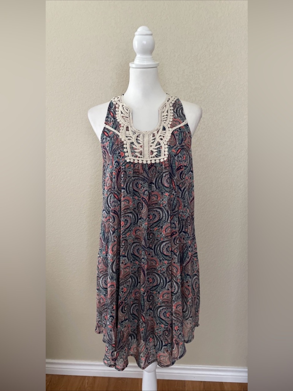 NWT Collective Concepts Sleeveless Dress Blue Paisley Sz M Lightweight Lined
